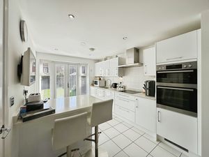 Photo 18- click for photo gallery